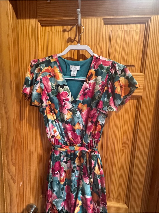 Nicole Miller Dresses & Skirts - Nicole Miller Floral Midi Dress in Teal, Pink, Orange